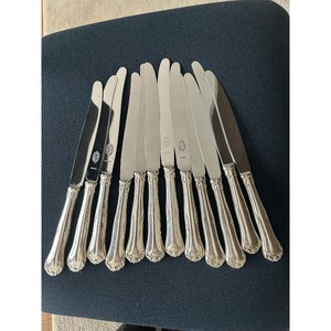 Juego de cubiertos metálicos clásicos con acabado de alto brillo, aptos para lavavajillas, para bodas y uso doméstico. - Product Image 3