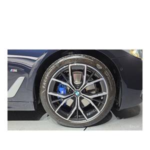 บีเอ็มดับเบิลยู ซีรีส์ 5 รุ่น 530i เอ็ม สปอร์ต ปี 2023 เครื่องยนต์ 2.0 ลิตร ระยะทาง 16,708 กม. เกียร์อัตโนมัติ พวงมาลัยซ้าย หลังคาซันรูฟ - Product Image 5