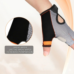 Guantes Deportivos Premium con Soporte para Muñeca, Agarre Antideslizante en la Palma, Diseño Resistente al Sudor para Levantamiento de Pesas, Cross Training - Product Image 5