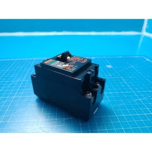 Interruptor Diferencial Fuji EG32F 20A Usado Como Está, Piezas de Equipos Semiconductores de Época - Product Image 4