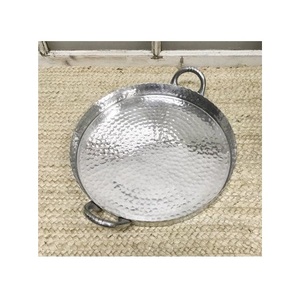 Plateau de service en métal attrayant pour la maison, la cuisine, les événements, le petit-déjeuner, le thé, le café, les collations, les desserts, les sucreries, les repas et les rafraîchissements - Product Image 1