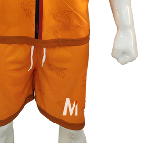 Ensembles d'uniformes de football personnalisés imprimés en couleur unie, 100 % polyester, anti-humidité, protection UV UPF 50+, respirants, antibactériens - Product Image 4