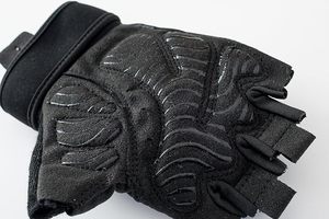 Gants d'entraînement avec bandes de maintien pour les poignets, demi-doigts, fermeture à lacets, légers, pour hommes et femmes, pour la musculation, le cyclisme, la gym, le fitness, le cross-training - Product Image 3