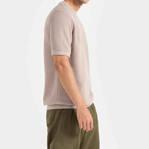 Camiseta cómoda para hombre, 100% algodón, corte regular, informal, manga corta, cuello redondo, con logotipo personalizado, colores sólidos, tejido de punto. - Product Image 6