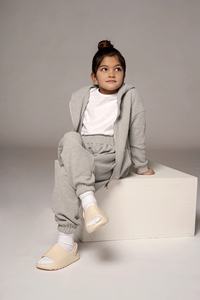 2023 nuevo diseño personalizado niños sudaderas con capucha y joggers conjuntos niñas al por mayor waffle de algodón niños dos piezas conjuntos de chándal - Product Image 3