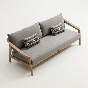 Sofá de jardín escandinavo Qiu de tres plazas con cojines grises y estructura de madera, muebles de exterior - Product Image 6