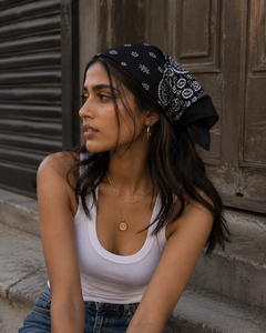 Pañuelo de algodón negro llamativo para hombres y mujeres, pañuelo unisex con diseño de Paisley para uso diario, viajes, festivales y uso cotidiano. - Product Image 2