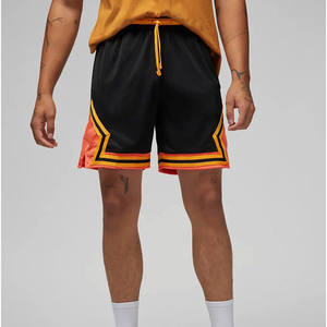 Shorts en maille imprimés par sublimation pour homme, taille élastique, fabriqués au Pakistan, collection été - Product Image 3