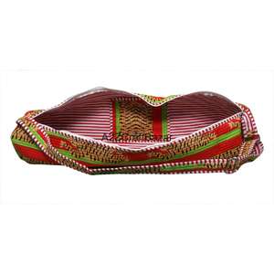 Bolso de Hombro Acolchado de Algodón con Estampado Artesanal, Estilo Bohemio Moderno, Ecológico, Transpirable y Ligero, Ideal para Yoga, Playa o Fin de Semana - Product Image 5