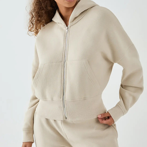 Veste courte à capuche décontractée en polaire unie respirante et écologique pour femme, grande taille, pour l'hiver, avec faible MOQ, idéale pour le jogging et les tenues de sport - Product Image 5