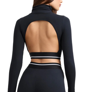 Haut de yoga pour femme, fabriqué professionnellement, avec col rond, coupe-vent, écologique, par sublimation - Product Image 4