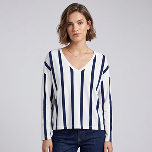 T-shirt imprimé à col en V pour femme, motif personnalisé, manches courtes, haut décontracté d'été - Product Image 1