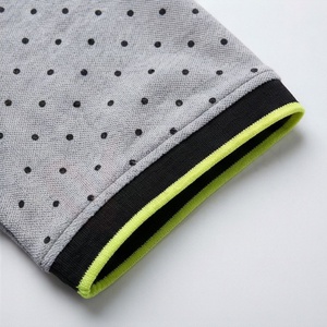 Polo à manches courtes pour homme, imprimé à pois gris, respirant, tricoté, décontracté, coupe classique - Product Image 6