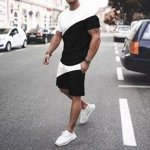 Nouveaux ensembles de t-shirts à manches courtes et shorts décontractés pour hommes, vêtements de marque pour hommes personnalisés, ensembles de 2 pièces - Product Image 1