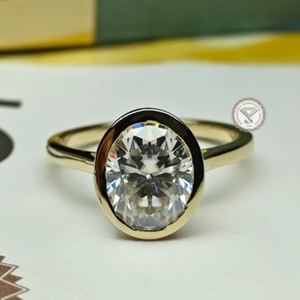 Anillo de Compromiso de Tres Piedras con Diamante Ovalado Cultivado en Laboratorio de 3 TCW en Oro de 14K, Certificado IGI, Joyería Nupcial de Lujo para Mujer - Product Image 1