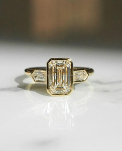 Trisha Jewels Vintage <b>Emerald</b> Cut Lab Grown Three Stone Engagement <b>Ring</b> in 925 Sterling <b>Silver</b> Prong Setting for Women - Product Image 1