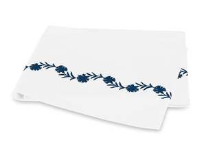 Wholesale Custom Cotton Duvet Cover Sets Embroidered Navy Blue Floral Bedding Sets Pillowcases Wearable for Home Hotel Wedding - Product Image 3