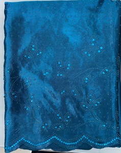 Vestidos de Novia Somalíes Dirac Gougra de Satén 100% Seda, Ligeros, Tejidos, 60GSM, Ecológicos, con Patrón Floral de Puntos Georad - Product Image 5