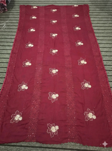 Voile de coton premium ajouré, hijab brodé floral avec strass, respirant pour usage quotidien - Product Image 2