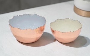 Bol à salade en bois de manguier S/2 pour la restauration familiale et les événements |   Bol de service de cuisine écologique, durable et non toxique - Product Image 4