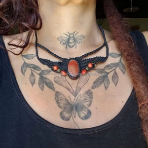 Collier de broderie artisanale avec perles de verre bijoux artisanaux pour vêtements de fête, cadeaux et mode déclaration - Product Image 1