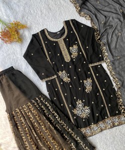 Salwar Kameez de Seda Negra Bordada para Mujer con Dupatta, Traje Tradicional Indio Pakistaní para Bodas 82842 - LM -15 - Product Image 4