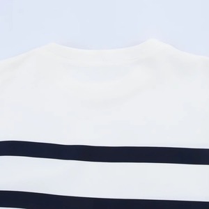 Camiseta de Mujer de Manga Corta con Estampado de Rayas en Blanco y Negro, Cuello Redondo, Estilo Casual, Camisetas de Mujer de Alta Calidad - Product Image 6