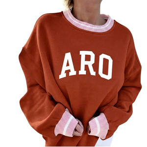 Sweat-shirt confortable pour femme à col montant, en tissu doux et chaud, coupe décontractée, manches longues et style tendance pour tous les jours. - Product Image 3