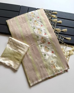 Sari en satin de soie jacquard tissé en nylon pur de qualité supérieure Reglance, style traditionnel, sans plis, séchage rapide - Product Image 1