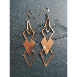 Joyas de Moda de Latón y Cobre Elegantes, Modelo 15, Diseño de Tendencia, Hechas a Mano, Duraderas, con Cristales - Product Image 5