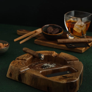 Cenicero de Cigarrillos de Madera Maciza Premium, Accesorio para Fumar Ecológico - Product Image 1