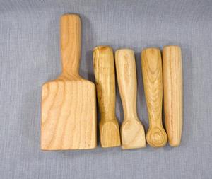 Venta al por mayor de palos de masaje de haya natural para celulitis, rodillos de masaje de madera Gua Sha manuales, juegos de herramientas de masaje de madera para terapia. - Product Image 3