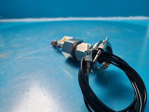 KLA Tencor EDR5210 Sello de compresión para paso de cableado 1 Usado como está, piezas de equipos semiconductores de segunda mano - Product Image 2
