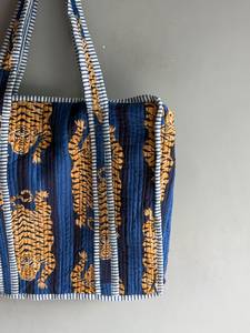 Sac fourre-tout en coton imprimé tigre rose et vert, motif à panneaux, ouverture supérieure, sac de shopping tendance, idéal pour l'été, CADEAU POUR ELLE - Product Image 4