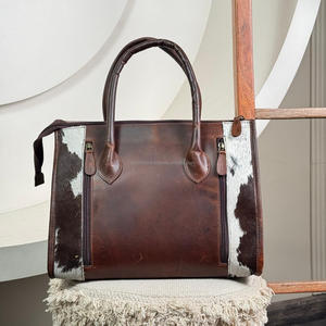 Sac fourre-tout multifonctionnel en cuir de vachette de luxe usiné à la main de qualité supérieure pour femmes - Product Image 5