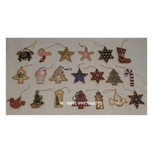 งานปักดิ้นทองสวยงาม ประดับด้วยลูกปัด ดีไซน์หลากหลาย สำหรับตกแต่งแขวนในเทศกาลคริสต์มาส - Product Image 4