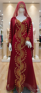 ชุดเดรสยาวแบบโมร็อกโกสุดหรูหรา สีแดงเข้ม ปักลายดอกไม้สีทองด้วยมือ ผ้ากำมะหยี่ผสมชีฟอง ยาวกรอมพื้น - Product Image 2
