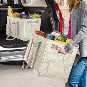 Opción de transporte cómoda para estilos de vida ocupados y necesidades diarias. Bolso tote con diseño funcional. - Product Image 4