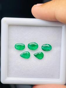 Esmeralda natural, 5 piezas de piedras preciosas de grado AAA, súper brillo, bonito color verde, corte perfecto, pulido y elaboración para cualquier uso en joyería. - Product Image 2