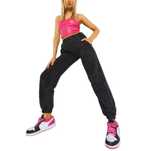 Pantalones deportivos de mujer con lavado ácido, tela transpirable de felpa francesa, estilo urbano desgastado, venta al por mayor de fábrica - Product Image 1