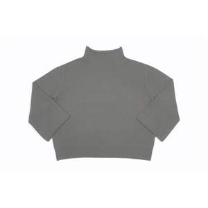 Pull à la mode pour femmes ODM OEM avec col haut et manches longues mince et ample avec placement du logo sur le devant - Product Image 3