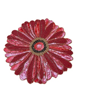 Mantel Individual Bordado a Mano con Cuentas, Color Rojo Oscuro, para Primavera, Mantel Individual Decorativo, Regalo para Ella - Product Image 1