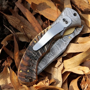 Navaja de Bolsillo Plegable Premium con Patrón Damasco Plateado, Mango Texturizado Negro Gris, Clip Metálico para Bolsillo, Hoja Afilada para Actividades al Aire Libre - Product Image 6