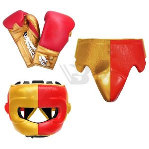 Conjuntos de boxeo de cuero genuino con logotipo personalizado, guantes de entrenamiento y sparring, protector de cabeza y protector de ingle - Product Image 1