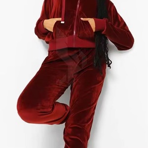 Top Selling Women's Velour Sets <b>Zip</b> <b>up</b> <b>Crop</b> Top Shorts Regular Fit 100% Cotton Solid Custom Logo Autumn Tracksuits OEM - Product Image 3