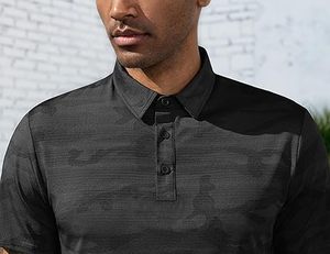 เสื้อโปโลผู้ชายสุดเทรนดี้ ผ้าถักลายพราง มีกระเป๋า ป้องกันรอยยับ เสื้อฤดูร้อน - Product Image 1