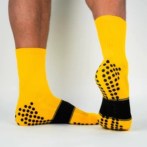 Chaussettes de sport à marque privée pour usage extérieur, en matériau durable, pour adultes, faible MOQ, en matériau solide - Product Image 2