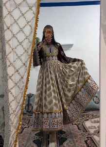 Vestido Afgano Kuchi de Manga Larga con Cintura Natural, Diseño Nuevo y Más Vendido, para Mujer, para Bodas y Fiestas, Talla Grande, Hecho a Mano - Product Image 6