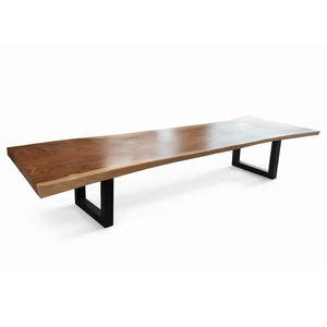 Table à manger moderne en bois massif de Trembesi avec pieds en métal noir, plateau à bords naturels, écologique, pour restaurant, maison, hôtel - Product Image 1