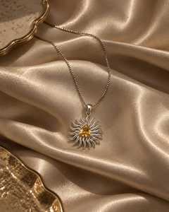 จี้สร้อยคอซิทรินลายรัศมีพระอาทิตย์ เงินแท้ 925 อัญมณีสีเหลือง เครื่องประดับแรงบันดาลใจจากดวงอาทิตย์ งานแฮนด์เมด ของขวัญสำหรับเธอ - Product Image 3